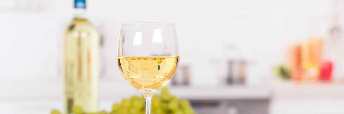 White Wine Banner Copyspace